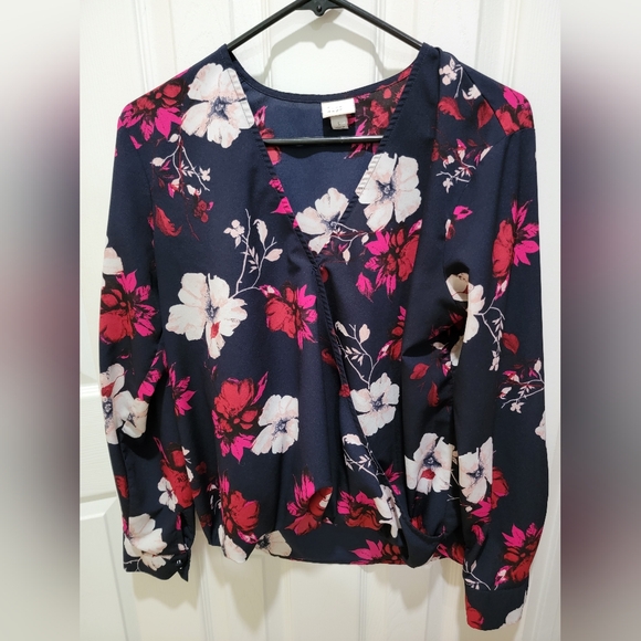 Navy surplice blouse with pink flowers - Size Large - Picture 1 of 3